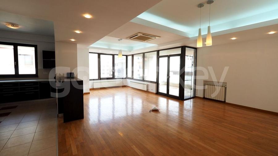Sat Francez | Apartament insorit cu 4 camere | terase 17mp