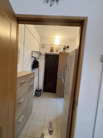 Garsonieră semidecomandată în CET