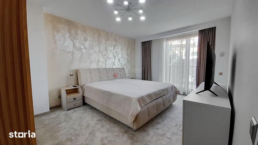 Apartament cu 3 camere, mobilat în Schei