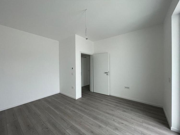 Duplex 4 camere central Mosnita Veche - 9