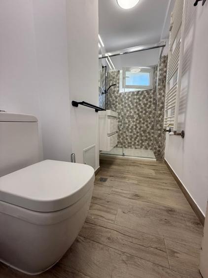 OCAZIE Apartament spatios, 3 camere, etaj 2 - zona Girocului - 5