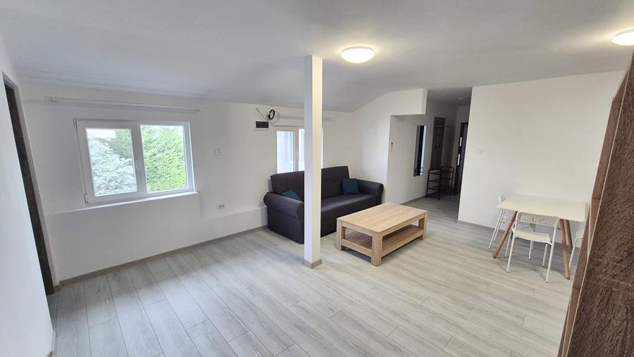 Apartament cu 3 camere, 65 mp, parcare, zona str. B.P. Hasdeu - 6