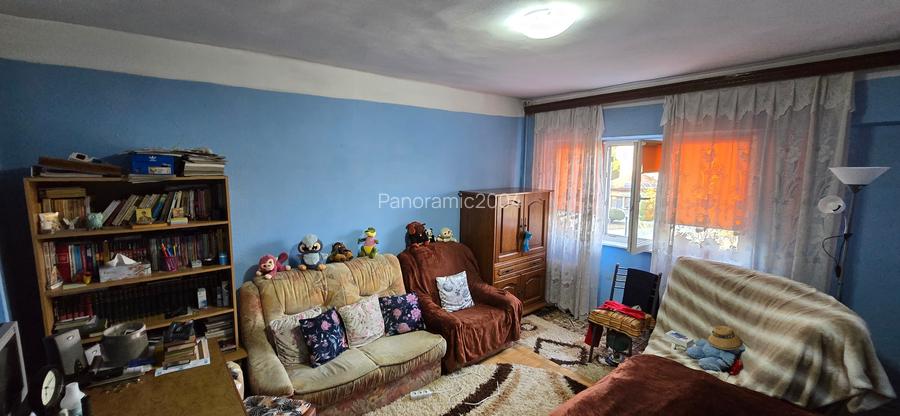 2 camere de vanzare , etajul 2, ultracentral Odobesti. 2 camere de vanzare , etajul 2, ultracentral Odobesti.