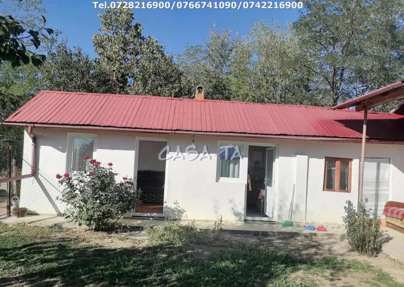 Casa situata in Bumbesti Pitic - Carligei - 3