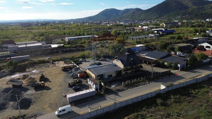 Spațiu industrial / 220mp i 5m de închiriat front stradal / acces TIR - 11