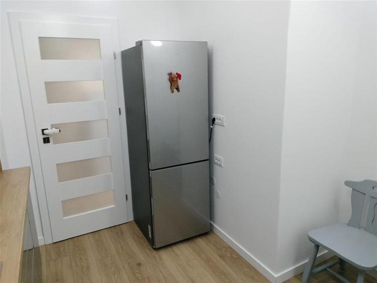 Apartament 3 camere renovat modern cu loc de parcare inclus - 8