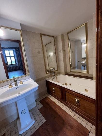 Apartament cu 4 camere, confort sporit, 182 mp, etaj 1, superfinisat, in Centru - 1