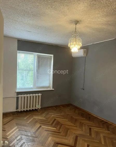 Garsoniera in zona Izvor