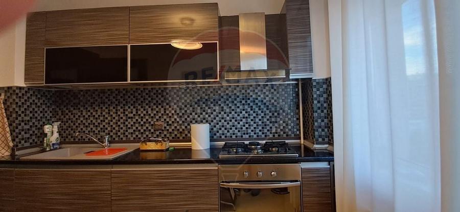 Inchiriere apartament in zona Stefan cel Mare - 1