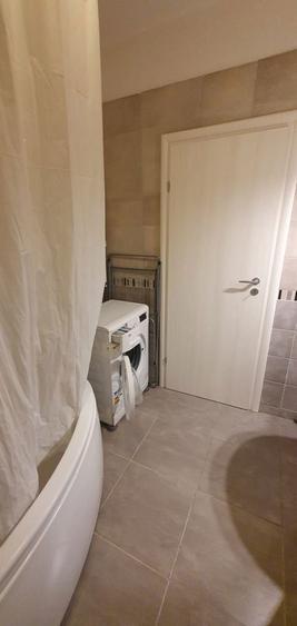 Inchiriez garsin Militari Residence - 4