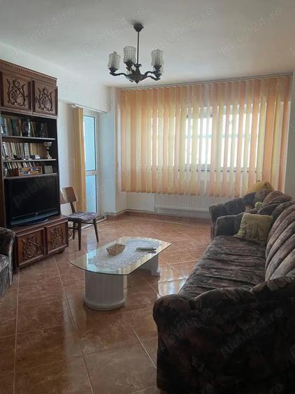 Vanzare apartament 4 camere micro 21 - 4