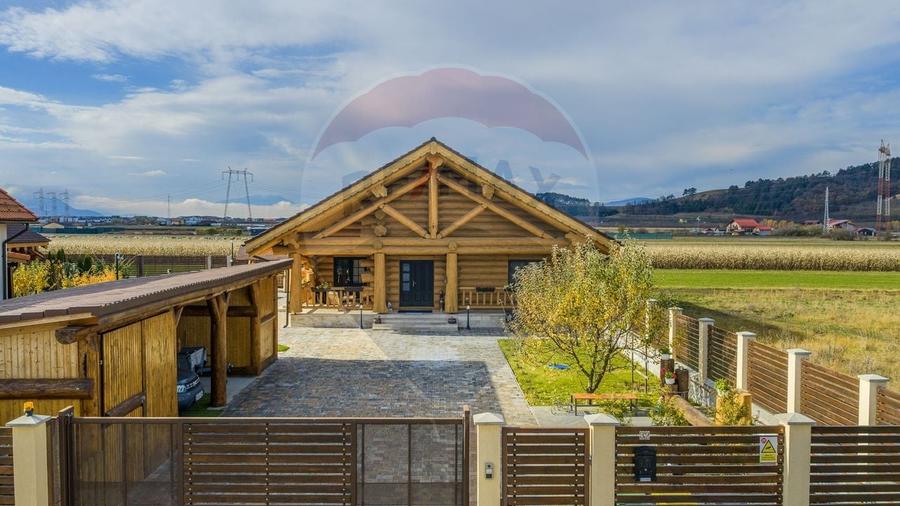 Doua case in stil canadian - confort modern intr-un cadru natural - 32