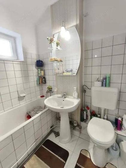 Apartament 3 camere+boxa, etaj intermediar, zona Hurmuzachi, Radauti - 10