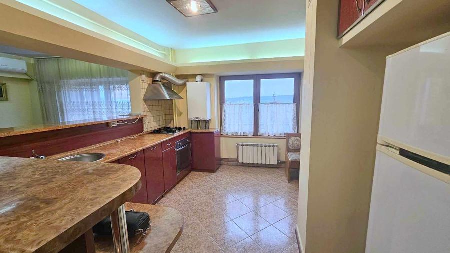 Apartament 3 camere , in Fundatie,INDEPENDENTEI - 3