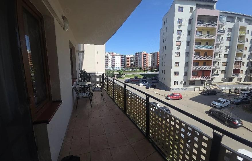 Apartament cu 3 camere decomandat, mobilat în Torontalului