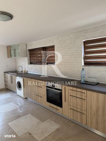Casă cu 4 camere cu Teren 799 Mp în Sânmartin