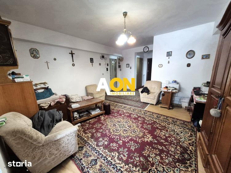 Apartament cu 2 camere decomandat în Micești