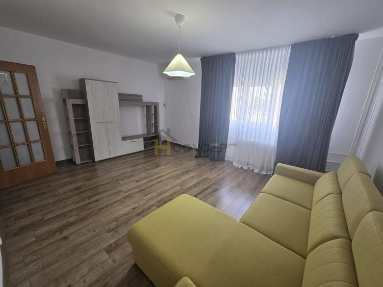 Apartament cu 3 camere decomandat în Vitan Mall