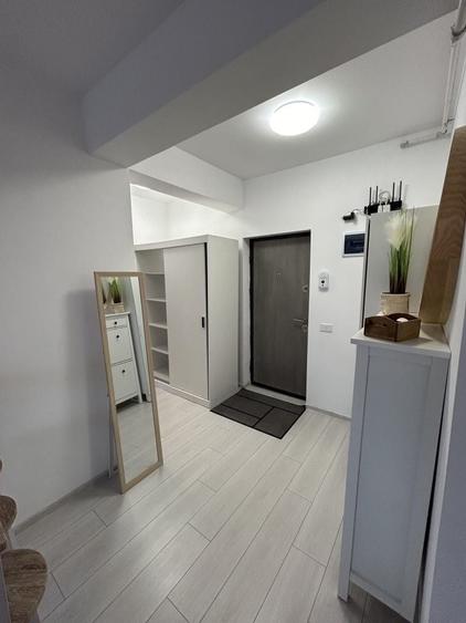 Apartament cu 2 camere semidecomandat în Titan