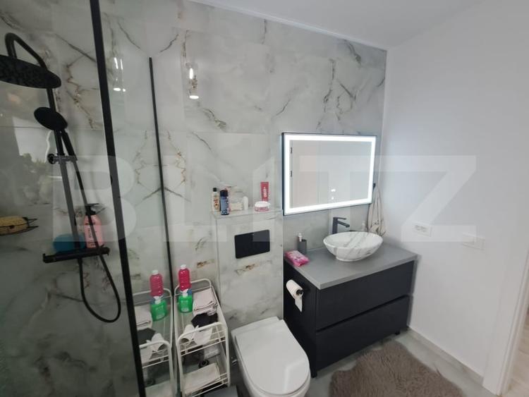 Casa parter cu priveliste spre munte,singur in curte - 15