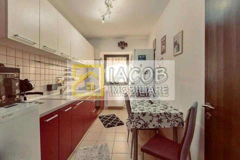 Apartament cu 2 camere decomandat, mobilat în 9 Mai