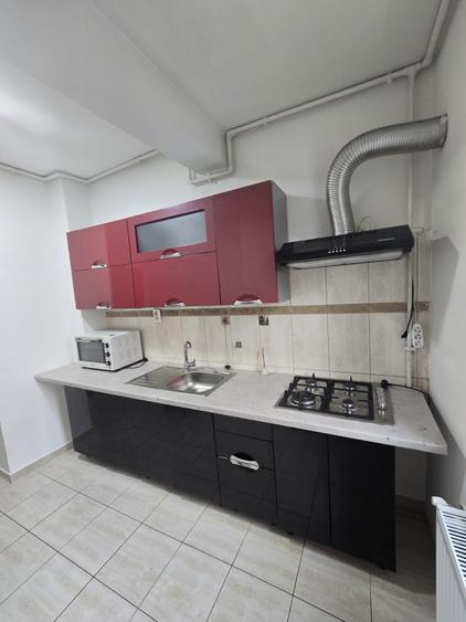 Apartament cu 2 camere decomandat în Mihai Bravu