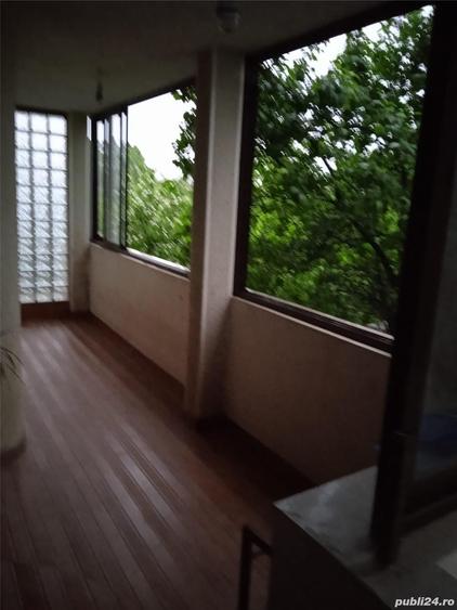 Casă cu 5 camere cu Teren 4020 Mp în Marița