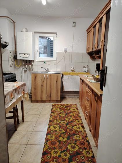 Casă cu 3 camere în Central
