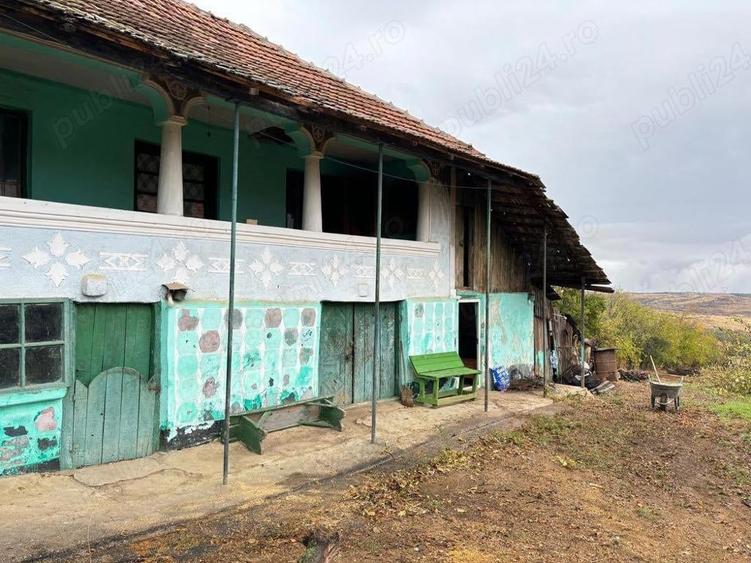 Teren de 3974 mp, în Breznița-Ocol