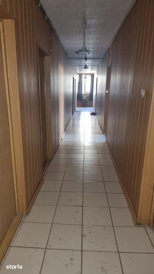 Spațiu comercial, de 15 mp, în Industriilor