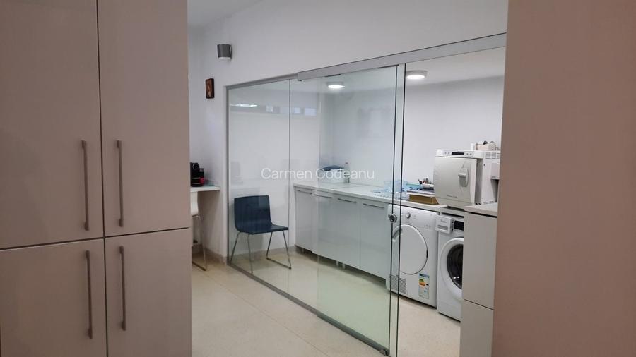 Primaverii, apartament- spatiu comercial inchiriat , 102 mp de vanzare Primaverii, apartament- spatiu comercial inchiriat , 102 mp de vanzare