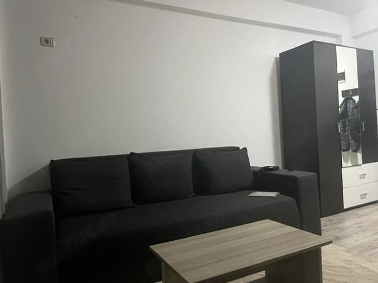 Garsoniera de inchiriat Militari Residence - 6