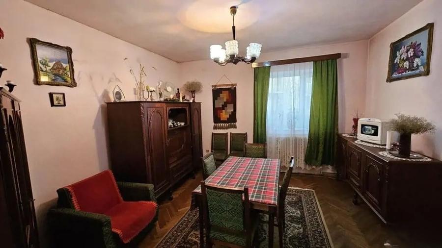 Casă individuală de vânzare – Andrei Mureșanu, singur în curte - 3