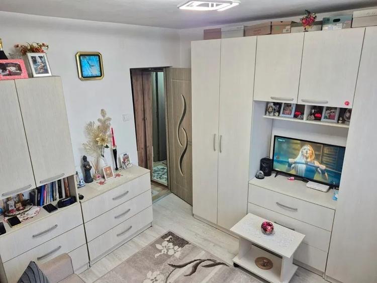 Garsoniera mobilata/utilata/loc parcare/ Berceni/Luica - 1