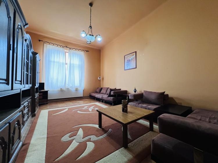 Apartament cu 2 camere, decomandat, 80mp, etaj 1 - Complex Studentesc - 2
