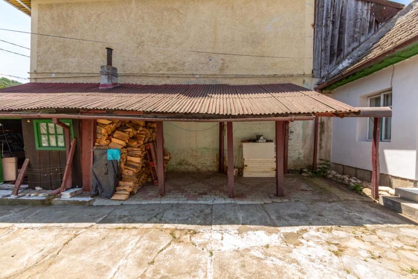 Vanzare casa  Darste singur in curte - 5