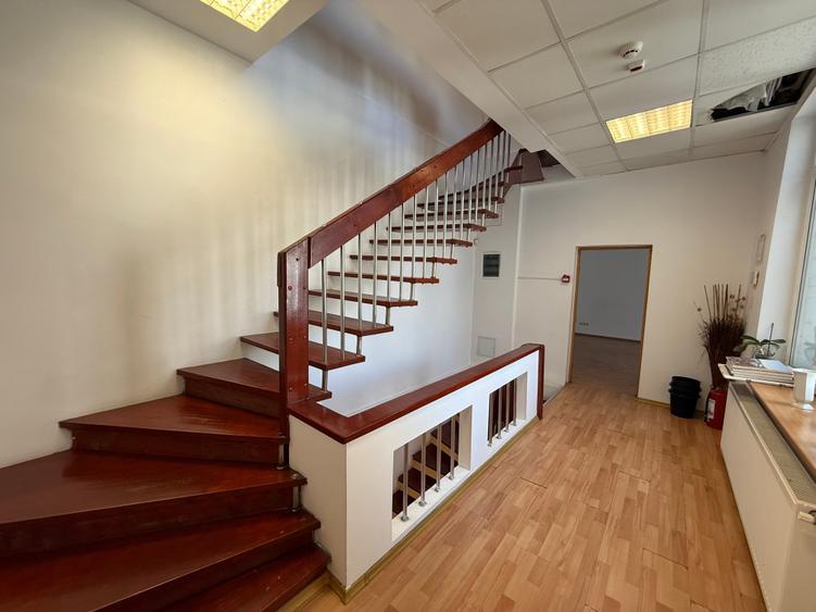 Cladire Birou / Clinica - Stirbei Voda - Cotroceni - Curte 70 mp - 8