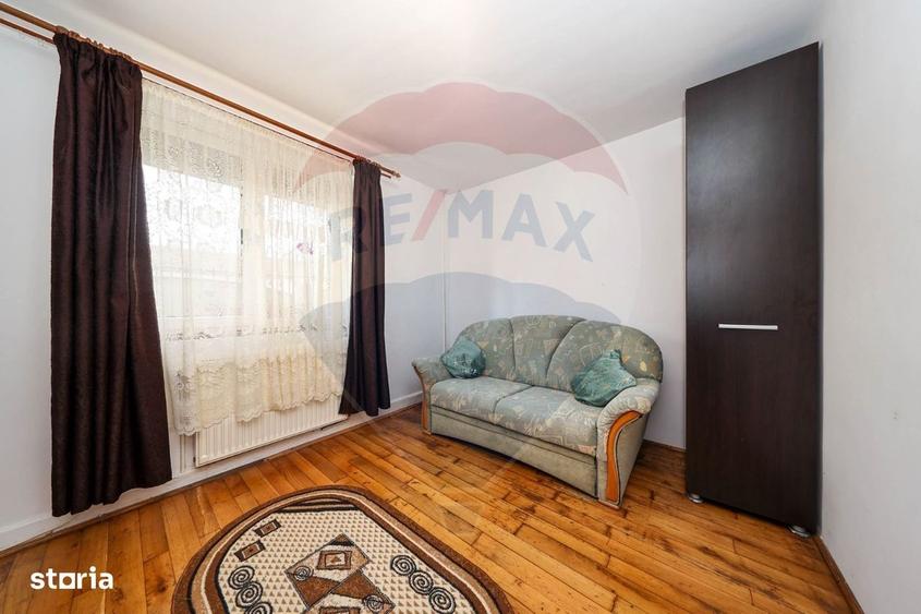 Casa cu gradina in zona Centrala Secele - 9