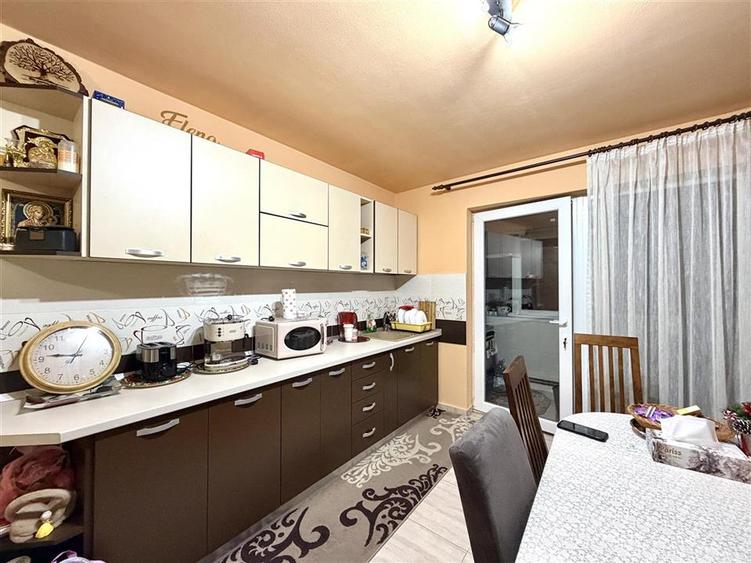 APARTAMENT DE VANZARE | 2 CAMERE | DECOMANDAT | BLOC NOU | BEIUS - 1