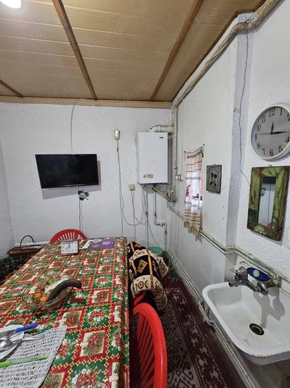 Casa ?i teren Valenii de Munte - 4