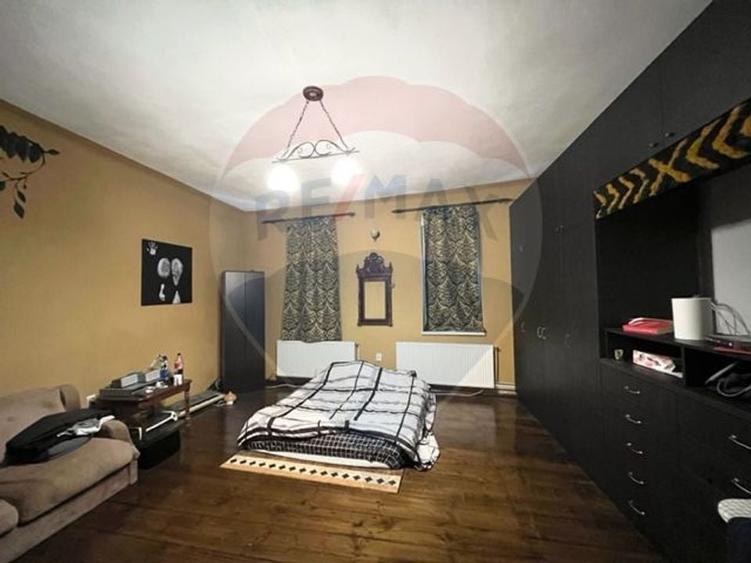 Vanzare apartament centrul istoric  str. Dr. Ioan Lupas - 2