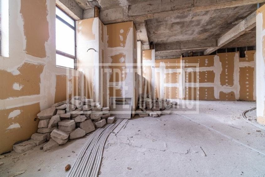 Spatiu comercial Bd Unirii Piata Alba Iulia Parter + 1etaj - 6