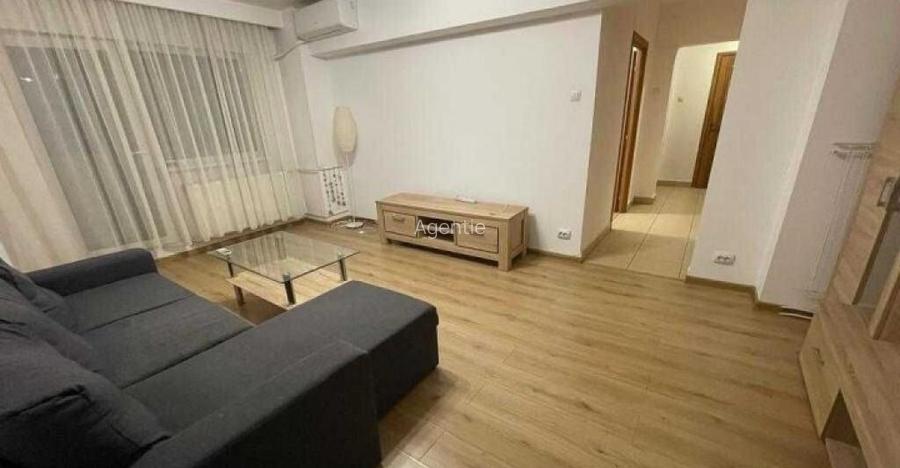 Apartament 3 camere, Zona Calea Vacaresti Apartament 3 camere, Zona Calea Vacaresti