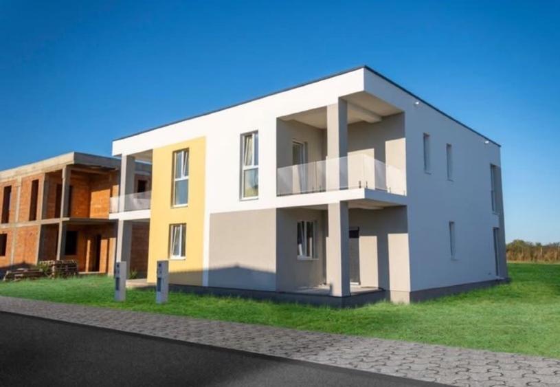 Duplex Modern de vis in Alpha City Residence - confort si eleganta - 1