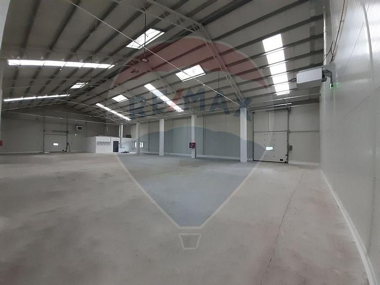 Hala 618 mp langa Aeroport Cluj, acces TIR, porti electrice, birouri - 2