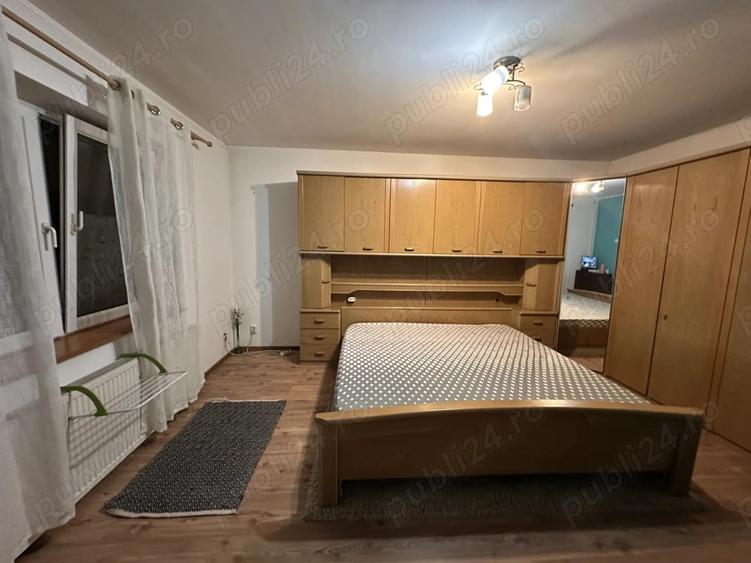 Vand casa la curte comuna - 1