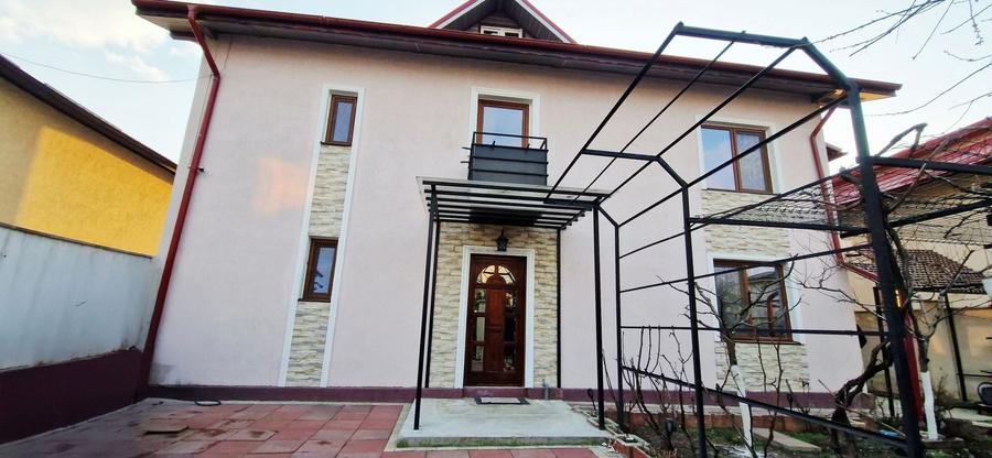 Casă individuală spațioasă | Bragadiru | P+1+Pod 2016 - 1