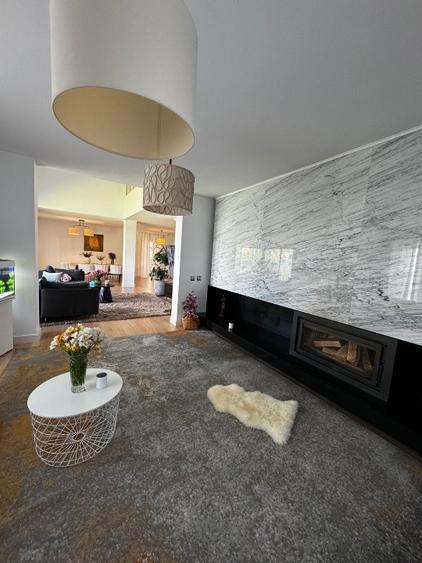 Vila 5 camere Erou Iancu Nicolae 4999€ - 4