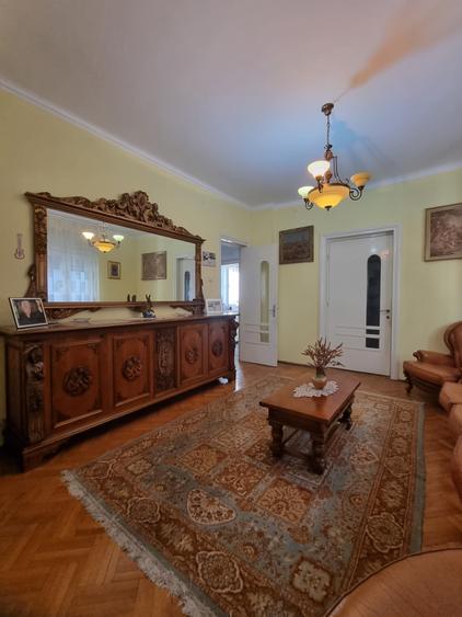 Dacia - 3 Camere - Garaj - Curte - 7