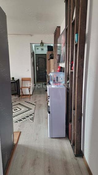 Vand apartament in zona Modern.